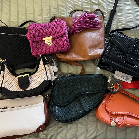 Handbags - Purse Bundle